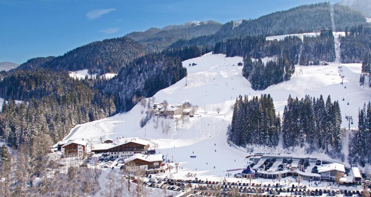Hotel Der Waldhof Scheffau am Wilden Kaiser Exterior foto